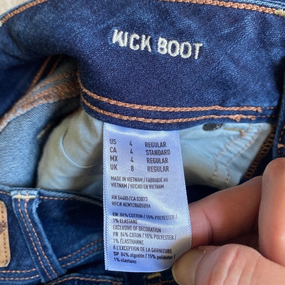 Women’s AE Kick Boot jeans size 4 - Picture 5 of 6